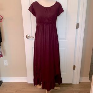 MIA JOY Girl’s Dress Size 14 Burgundy Color.
